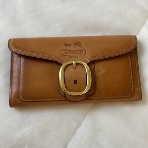 Coach wallet tan